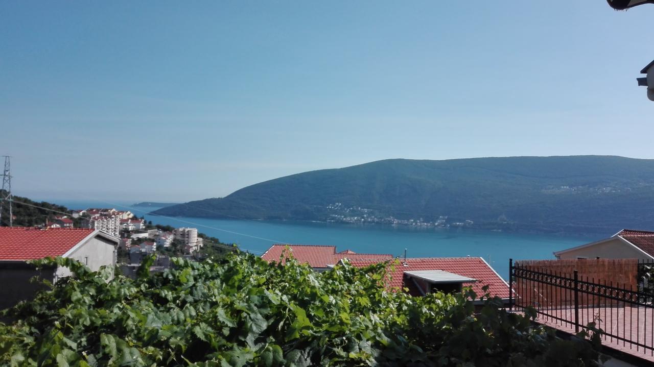 Porodicni apartman Herceg Novi Exterior foto
